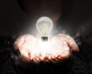 关于爱情中的失望和难受的说说 失望攒够了我自然会走