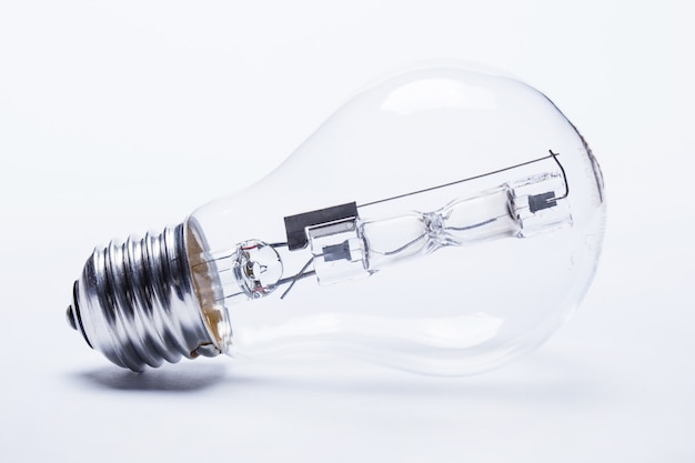 关于爱情中的失望和难受的说说 失望攒够了我自然会走